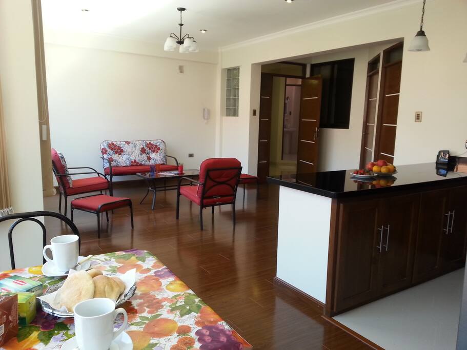 Spacious and comfy open plan living space with free WiFi