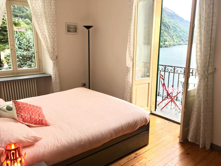 Bedroom with lakeview and balcony