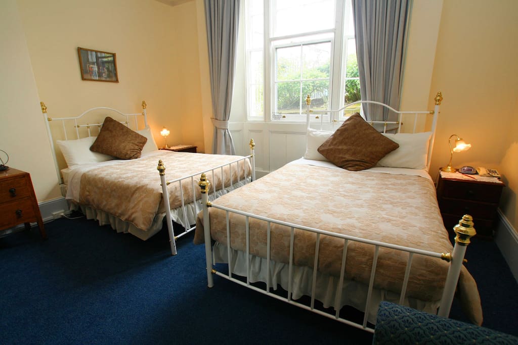 En-suite Twin Room