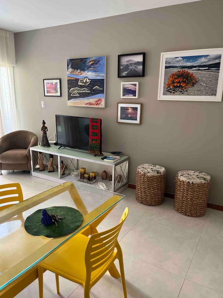 ห้องพักสะดวกสบายมีระเบียงวิวทะเล