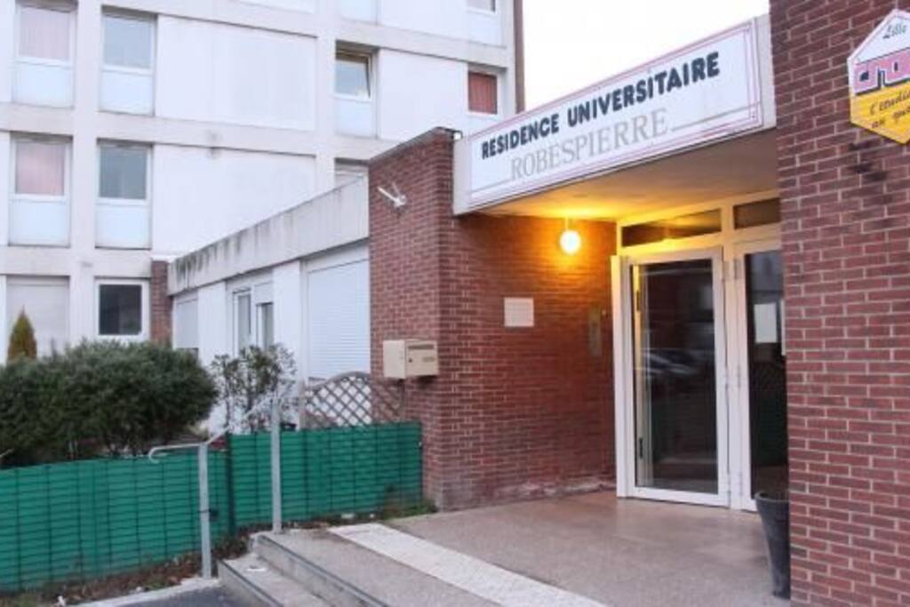 Student Residence with Digicode and card check