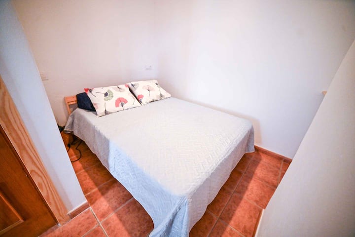 1'35 krevet.

Visor madrac. 