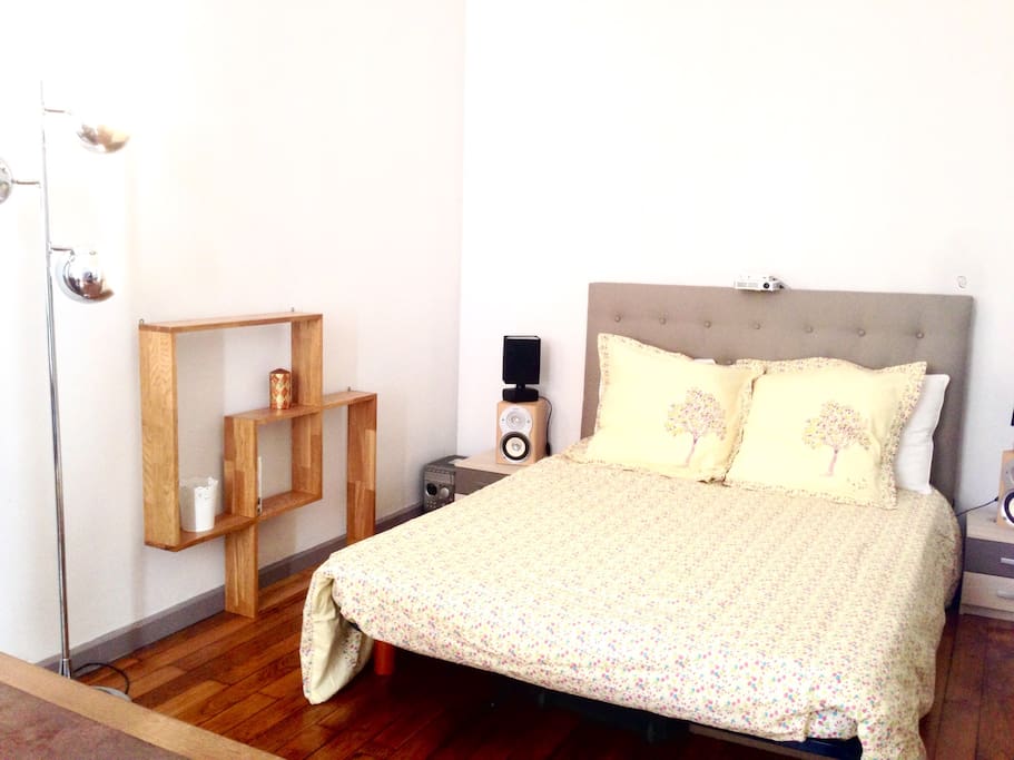 La chambre grand lit double / bedroom