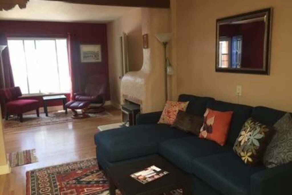 Living room/TV room