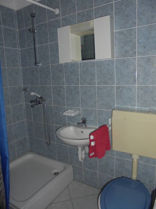 Bathroom 2