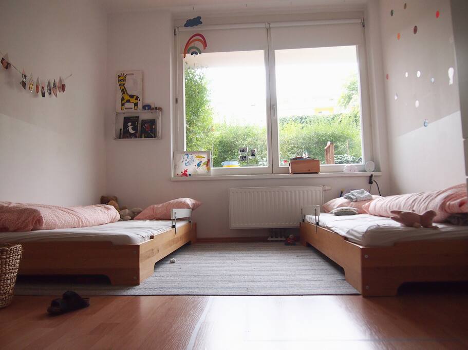 second bedroom (nursery)