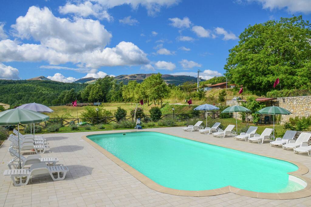 Holiday Home Swimming Pool