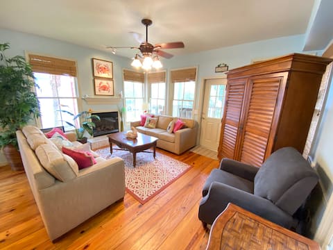 Steinhatchee Landing Getaway