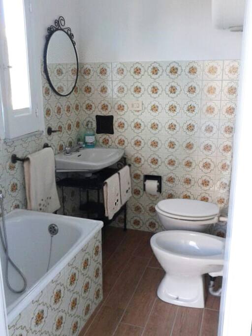 bagno privato all'interno della camera Salina