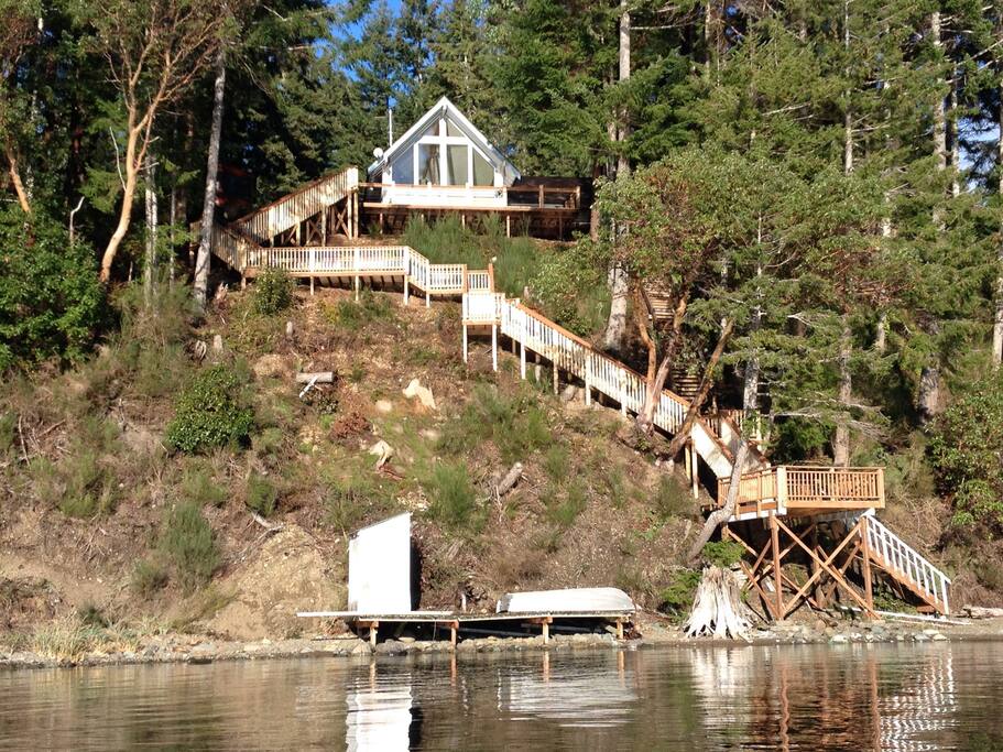 Eldon House on Hood Canal Houses for Rent in Lilliwaup, Washington