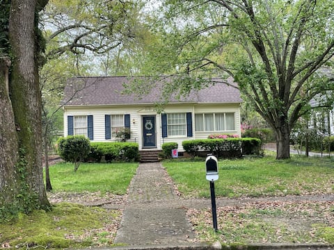 Charming 1930's Euclid Ave  Bungalow
