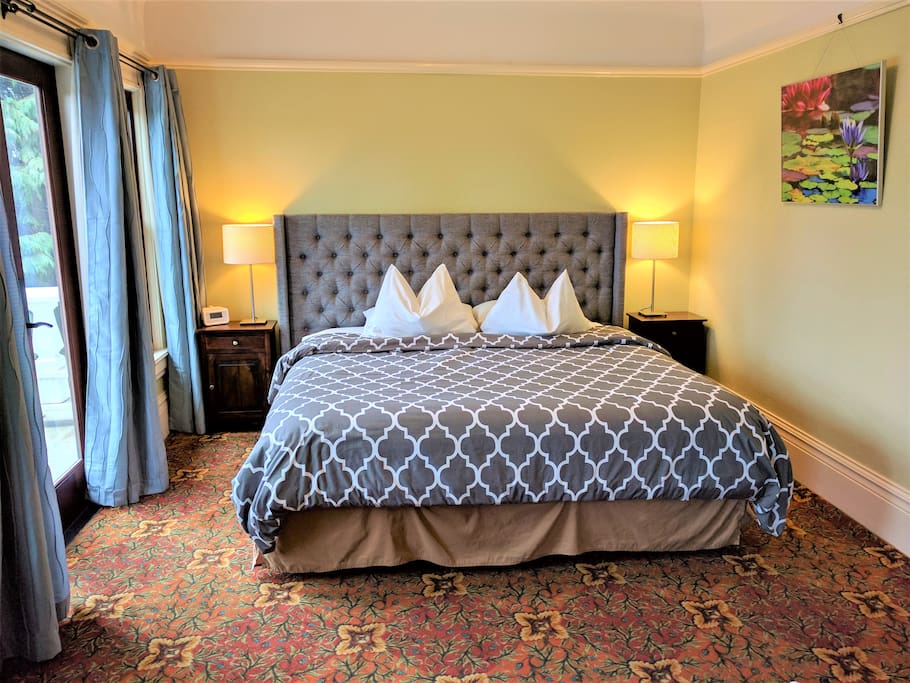 King Bed