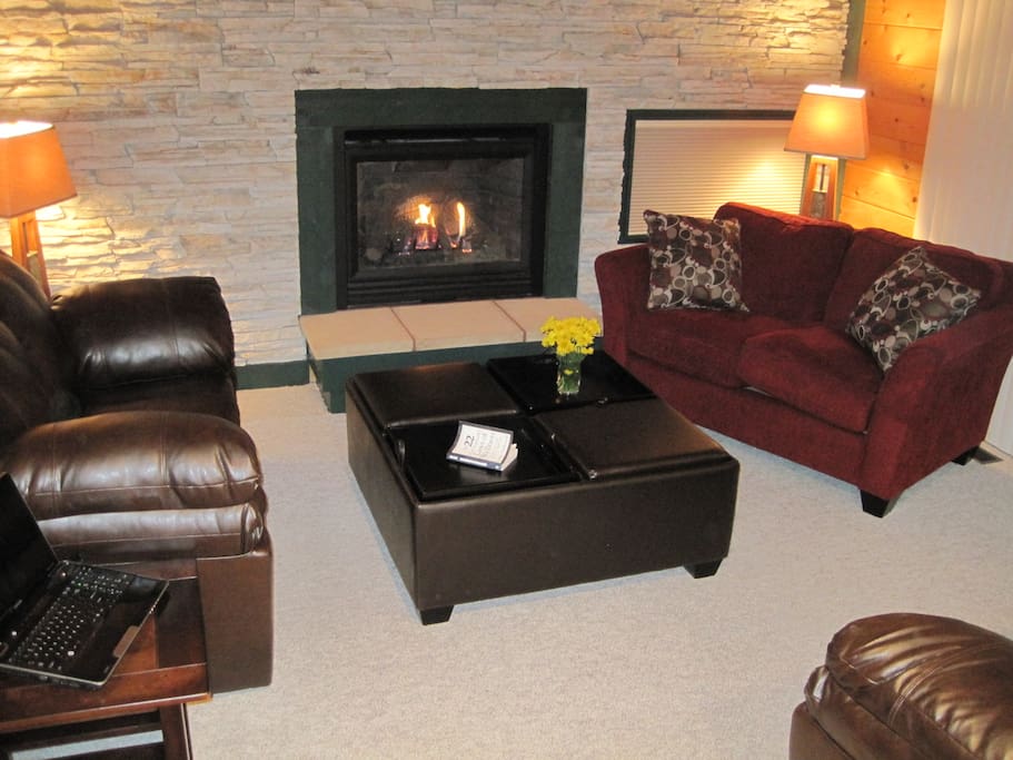 Living room with gas fire place.