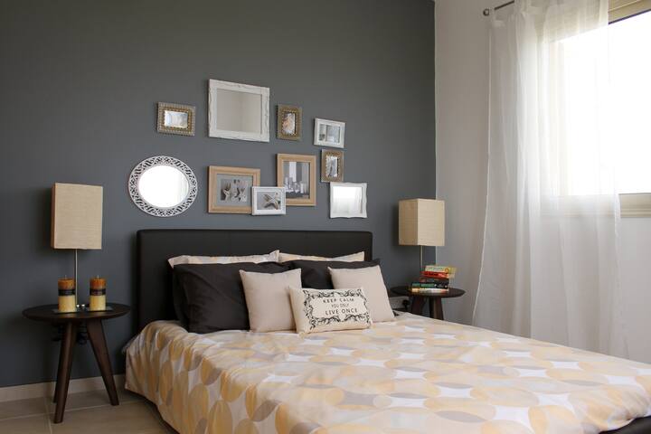 غرفة النوم الرئيسية