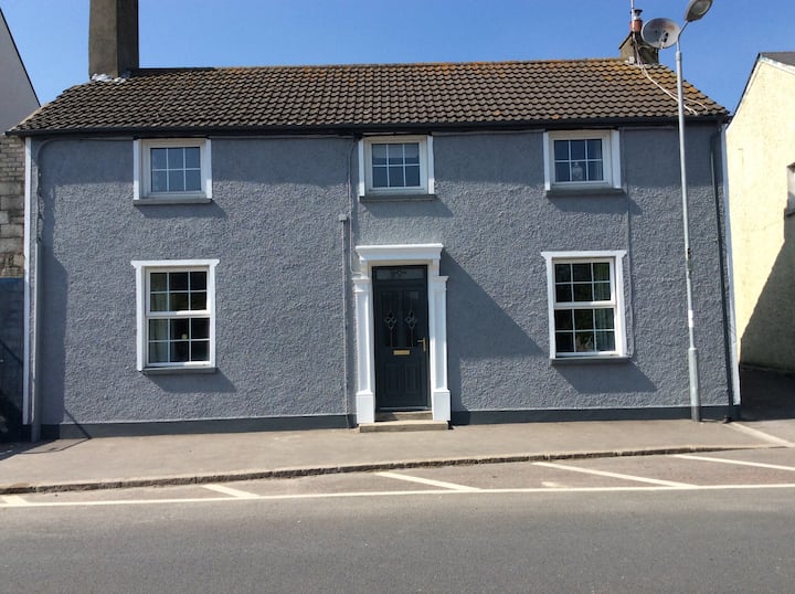 Beautiful family home Houses for Rent in Greyabbey, Northern Ireland