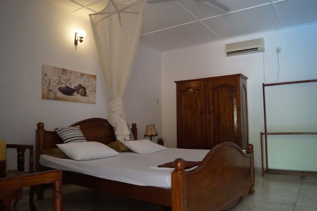 Bed Room