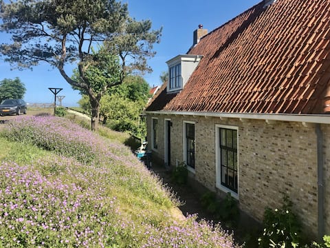 Historic dike house | Cozy & Spacious