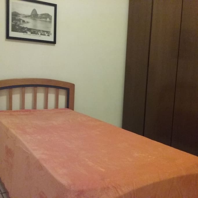 Quarto solteiro