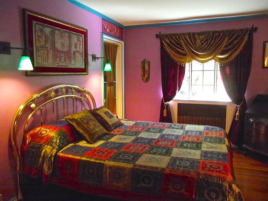 The "Merchant of Venice" room.