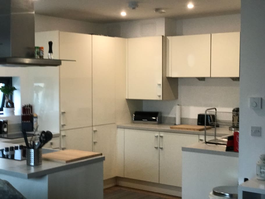 Large spacious kitchen