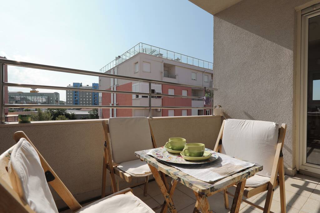 The balcony