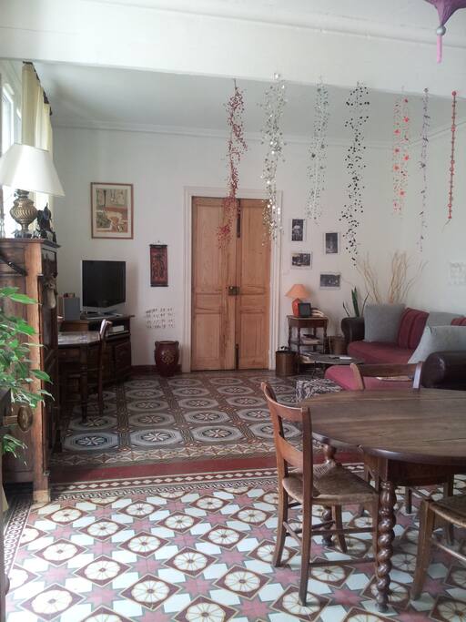 salon spacieux