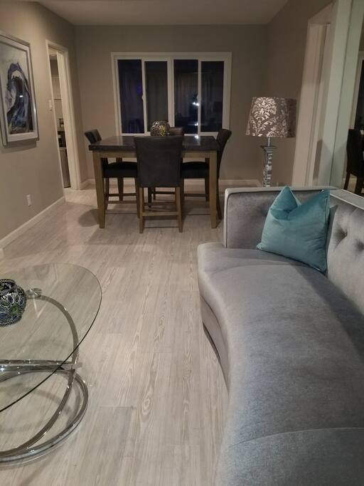 Livingroom and dining room