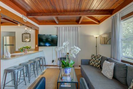 Mid Century Gem, west of the trail.