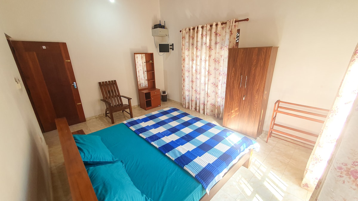 DORMITORIO 1 (con aire acondicionado)