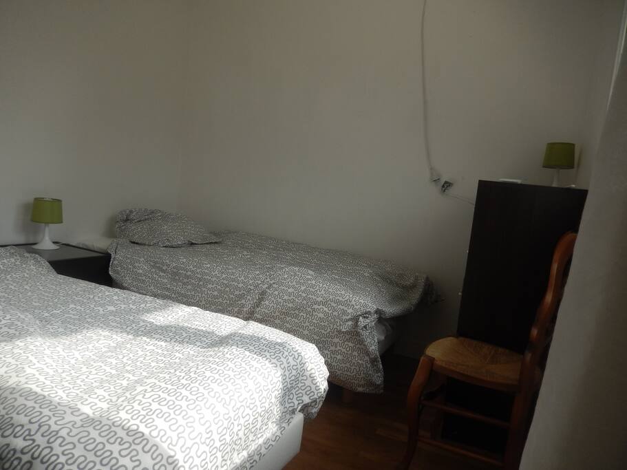 chambre 2, lits jumeaux