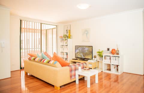 Spacious Airy Apartment- bedroom 2