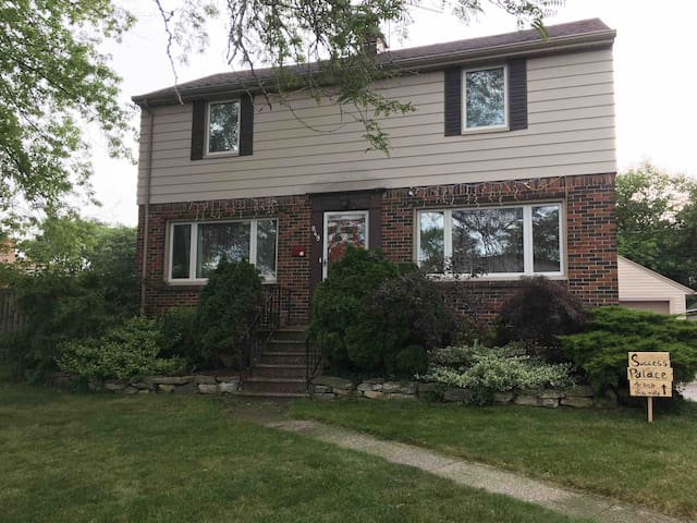 Success Palace in Old Riverside