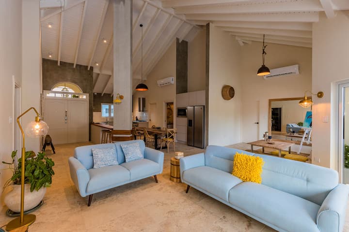 New Mediterranean Villa 5bed/5bath Across-marriott - Aruba