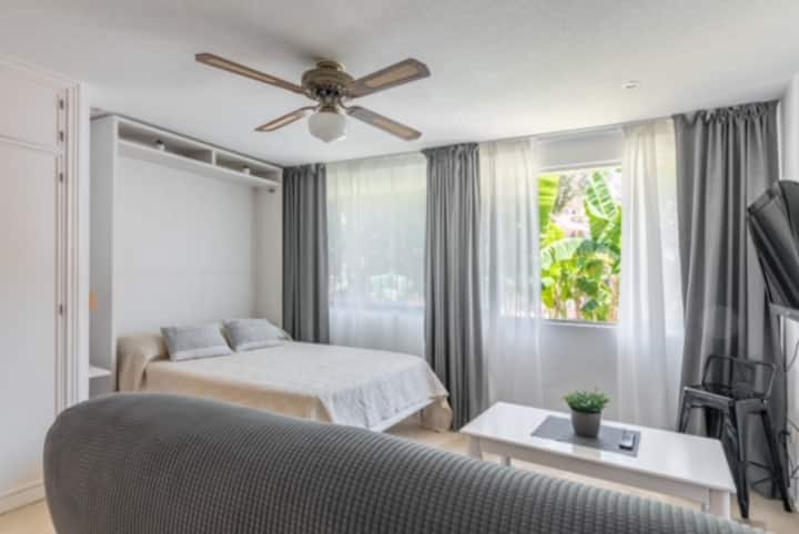 Cama 135 ס"מ זמין 