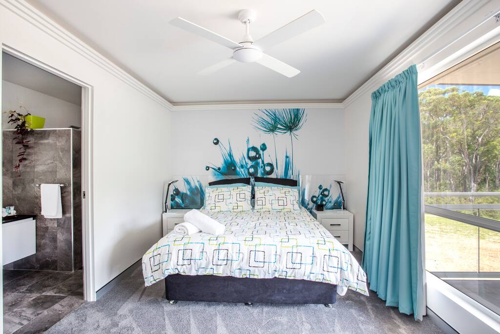 Queen Beds