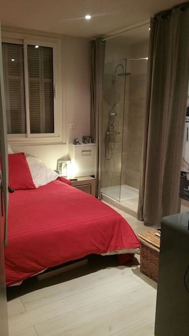 Chambre avec salle d'eau