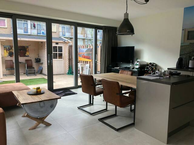 Den haag The Whole House