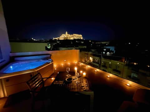 Cittadella View Penthouse with Jacuzzi