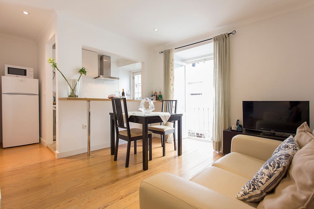Bright Apartment in the Soul of Lisbon Apartments for Rent in Lisbon