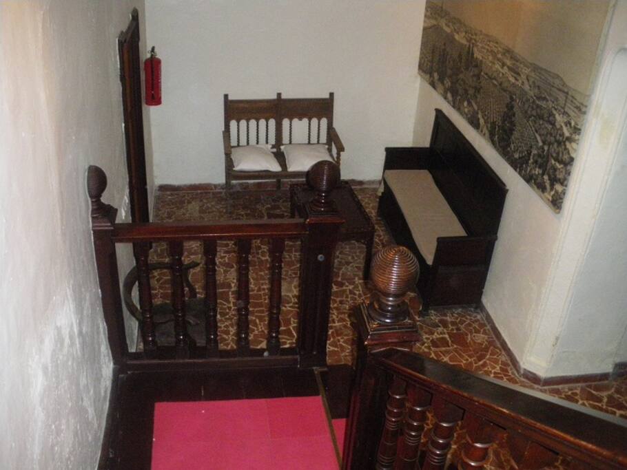 escalera de subida apartamento