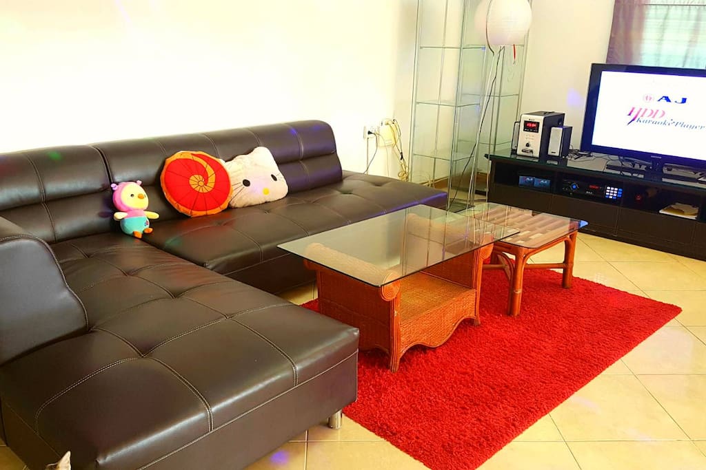Living Room with TV / Karaoke Machine / Pool Table