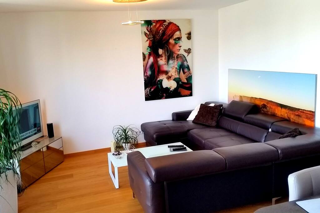 living room (Bed1)