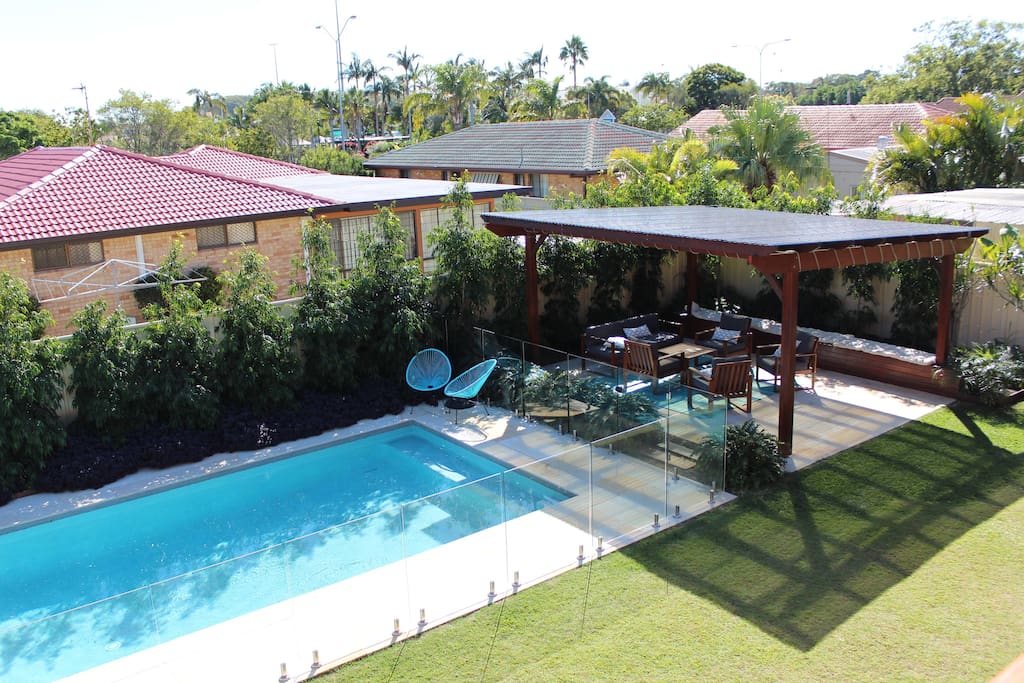Outdoor pool and entertaining