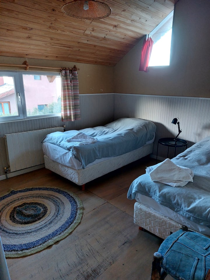 საძინებელი 2