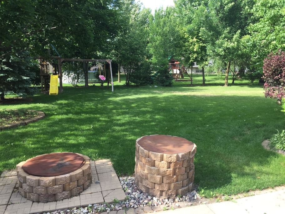 Backyard w/ fire pit