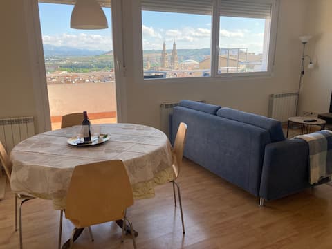 LOVELY ATICO-CENTRO-TERRAZA GARAGE/views