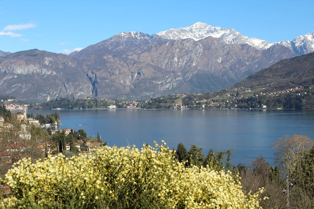 Panorama dal giardino