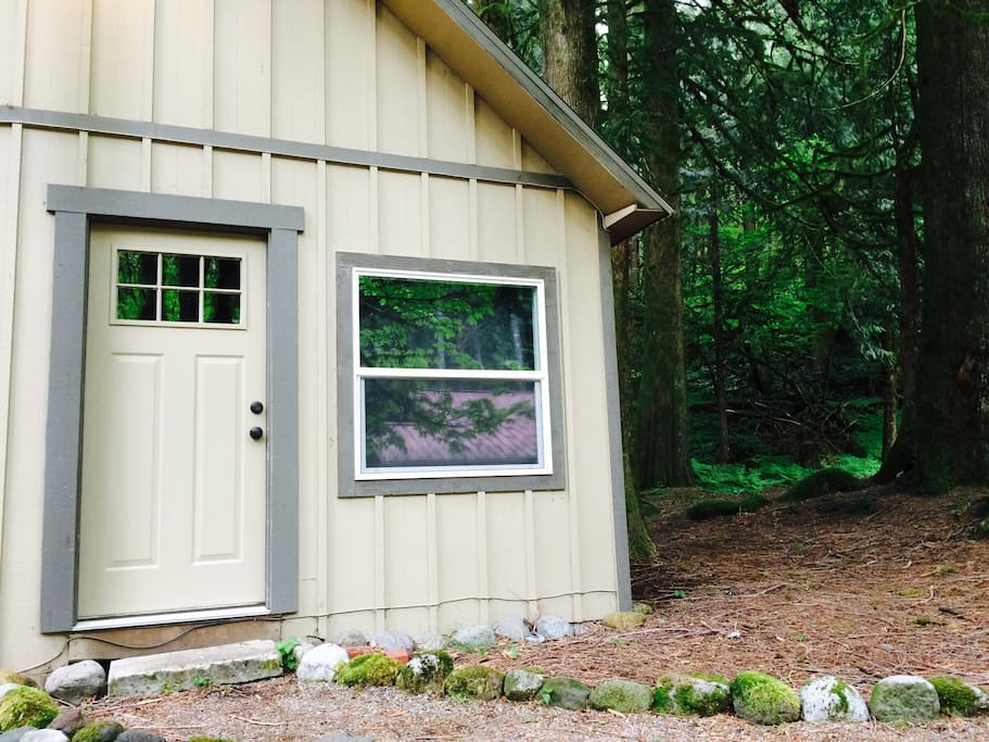 Tin Roof Cabin