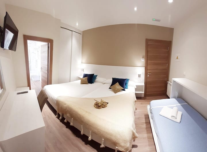 Hotel La Terraza - Habitación Triple Con 3 Camas - Betanzos