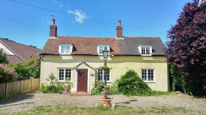 Woodburn Cottage Dedham Cottages For Rent In Dedham